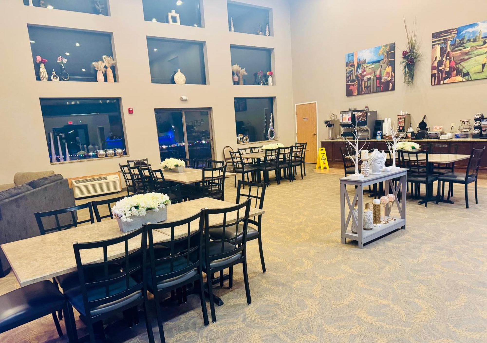 Qube Hotel - Polk City Bagian luar foto