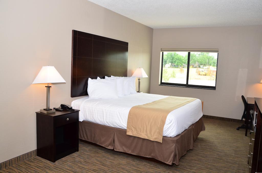Qube Hotel - Polk City Ruang foto